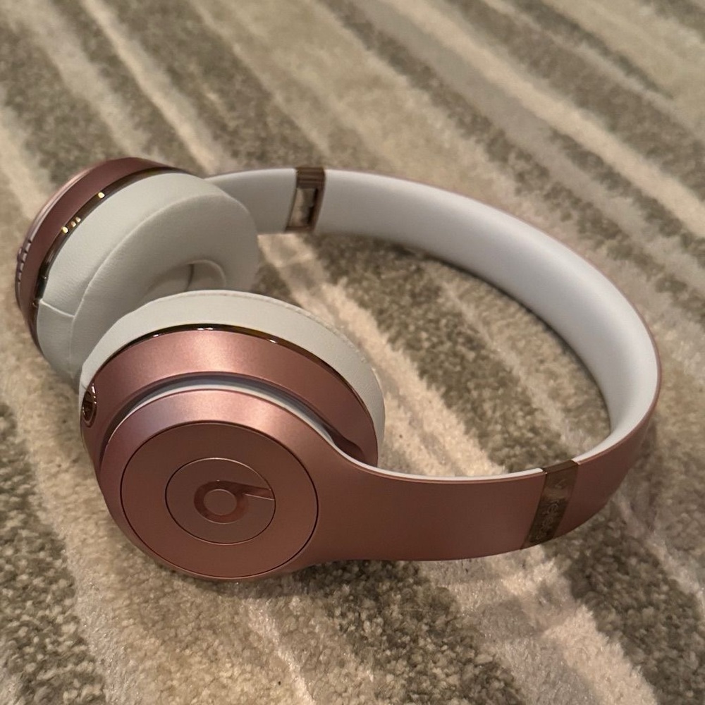 Beats by Dre Rose Gold On-Ear Headphones